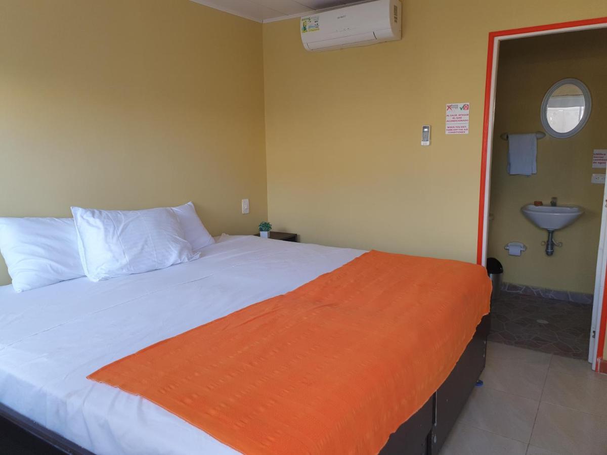 Victoria'S Gennie Bay Village Hostal San Andrés 외부 사진