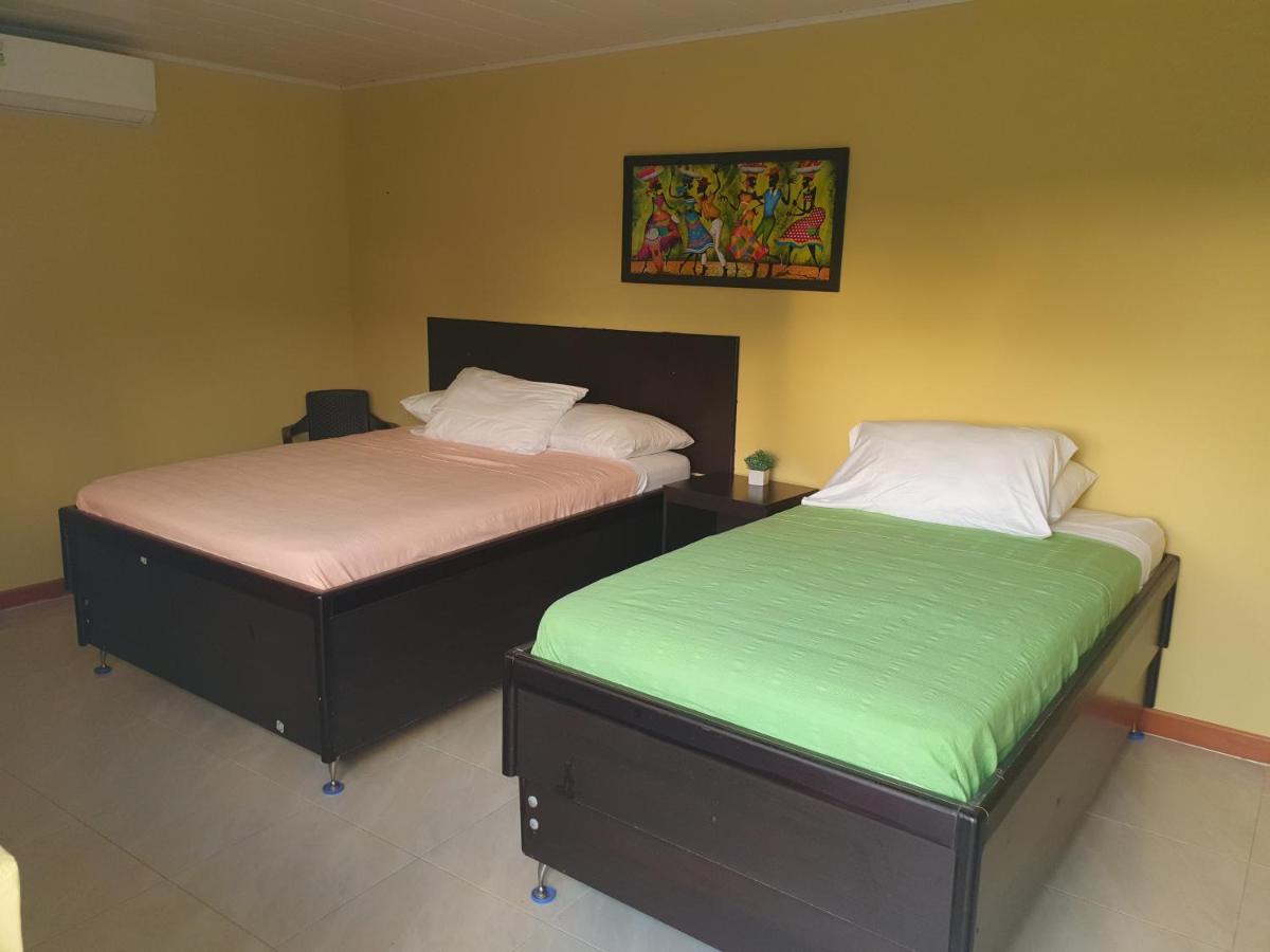Victoria'S Gennie Bay Village Hostal San Andrés 외부 사진